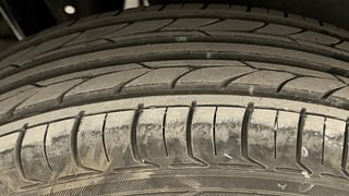 Used 2012 Maruti Suzuki Wagon R 1.0 [2010-2019] VXi Petrol Manual tyres RIGHT REAR TYRE TREAD VIEW