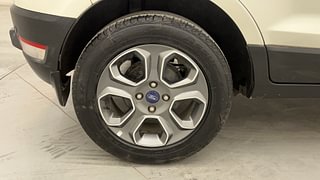 Used 2021 Ford EcoSport Sports Petrol Petrol Manual tyres RIGHT REAR TYRE RIM VIEW