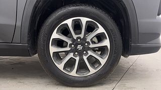 Used 2023 Maruti Suzuki Grand Vitara Alpha Smart Hybrid Petrol Manual tyres RIGHT FRONT TYRE RIM VIEW
