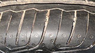 Used 2023 Volkswagen Virtus Topline 1.0 TSI AT Petrol Automatic tyres RIGHT REAR TYRE TREAD VIEW