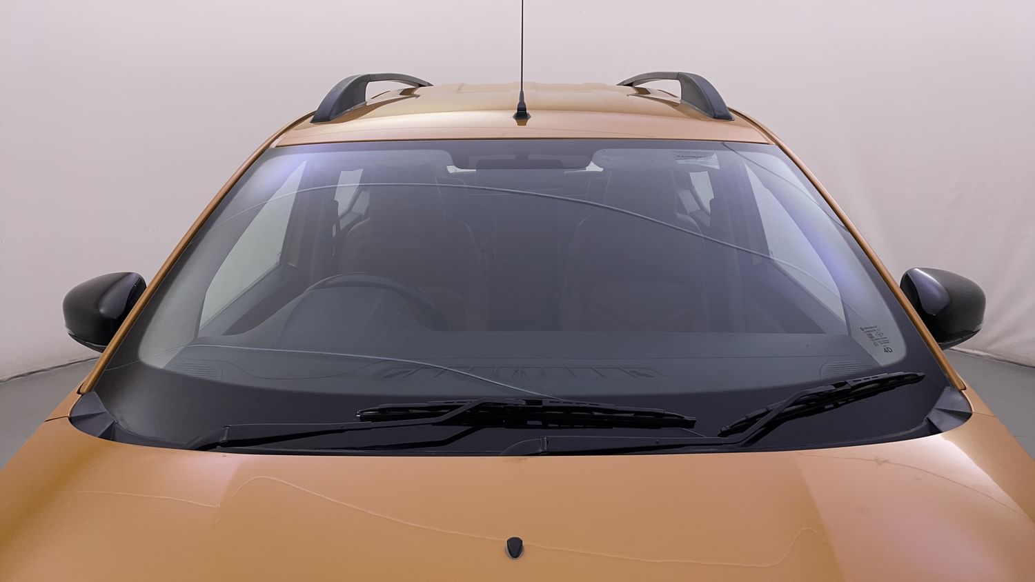 New Renault Triber exterior FRONT WINDSHIELD VIEW