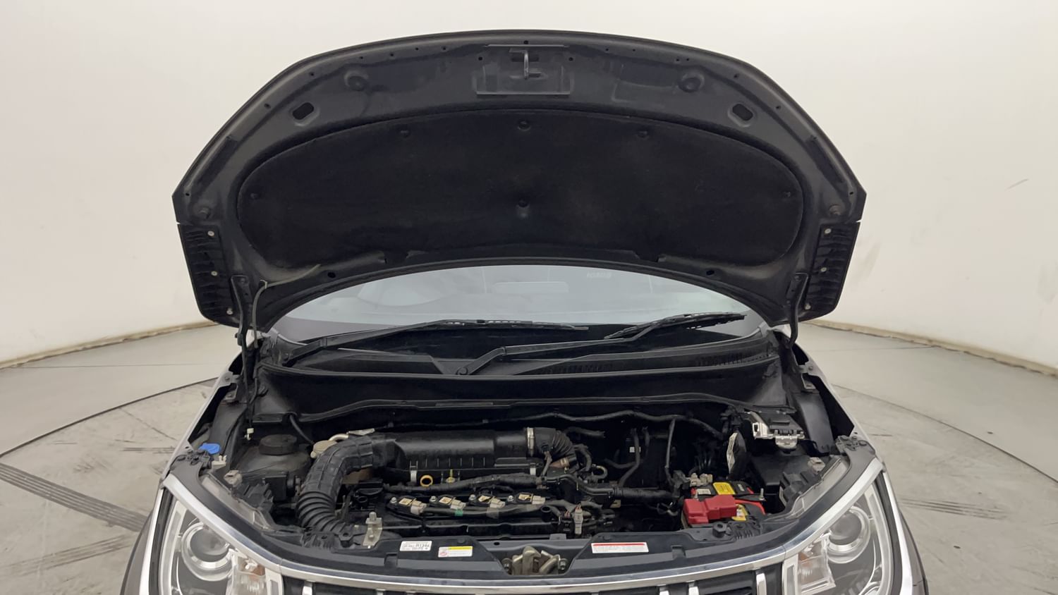 New Maruti Suzuki Ignis engine ENGINE & BONNET OPEN FRONT VIEW