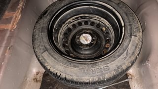 Used 2015 Honda City VX (O) MT Petrol Manual tyres SPARE TYRE VIEW