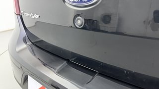 Used 2019 Ford Freestyle [2017-2021] Titanium Plus 1.2 Ti-VCT Petrol Manual dents MINOR SCRATCH