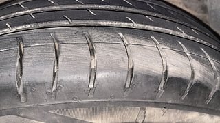 Used 2014 Hyundai i20 Asta 1.4 CRDI Diesel Manual tyres LEFT REAR TYRE TREAD VIEW