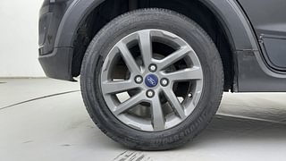 Used 2019 Ford Freestyle [2017-2021] Titanium Plus 1.2 Ti-VCT Petrol Manual tyres RIGHT REAR TYRE RIM VIEW