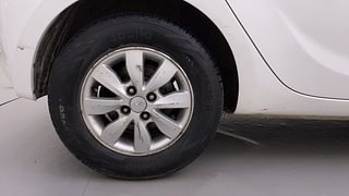 Used 2014 Hyundai i20 Asta 1.4 CRDI Diesel Manual tyres RIGHT REAR TYRE RIM VIEW