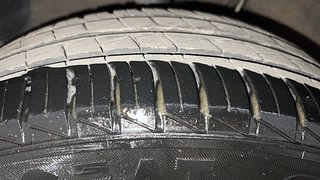 Used 2023 Hyundai Grand i10 Nios Magna 1.2 Petrol Manual tyres LEFT FRONT TYRE TREAD VIEW