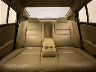 Used 2015 Honda City VX (O) MT Petrol Manual interior REAR SEAT CONDITION VIEW