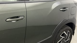 Used 2024 Mahindra XUV 3XO AX7L 1.2 Petrol AT Petrol Automatic dents MINOR SCRATCH