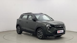 Used 2024 Mahindra XUV 3XO AX7L 1.2 Petrol AT Petrol Automatic exterior RIGHT FRONT CORNER VIEW