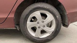 Used 2015 Honda City VX (O) MT Petrol Manual tyres LEFT REAR TYRE RIM VIEW