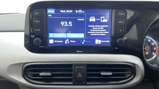 Used 2022 Hyundai Grand i10 Nios Sportz 1.2 Kappa VTVT CNG Petrol+cng Manual top_features Integrated (in-dash) music system