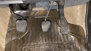 Used 2015 Honda City VX (O) MT Petrol Manual interior PEDALS VIEW