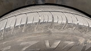 Used 2015 Honda City VX (O) MT Petrol Manual tyres RIGHT FRONT TYRE TREAD VIEW