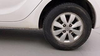 Used 2014 Hyundai i20 Asta 1.4 CRDI Diesel Manual tyres LEFT REAR TYRE RIM VIEW