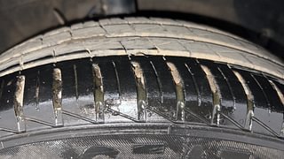 Used 2023 Hyundai Grand i10 Nios Magna 1.2 Petrol Manual tyres RIGHT FRONT TYRE TREAD VIEW