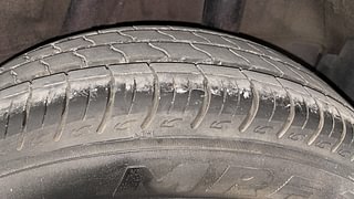 Used 2015 Honda City VX (O) MT Petrol Manual tyres LEFT REAR TYRE TREAD VIEW