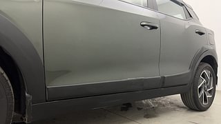 Used 2024 Mahindra XUV 3XO AX7L 1.2 Petrol AT Petrol Automatic dents MINOR SCRATCH