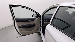 Used 2014 Hyundai i20 Asta 1.4 CRDI Diesel Manual interior LEFT FRONT DOOR OPEN VIEW