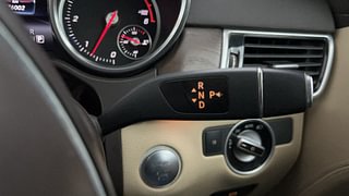 Used 2017 Mercedes-Benz GLS [2016-2020] 350 d 4MATIC Diesel Automatic interior GEAR  KNOB VIEW