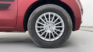 Used 2017 Datsun Redi-GO [2015-2019] S 0.8L Limited Edition Petrol Manual tyres RIGHT FRONT TYRE RIM VIEW