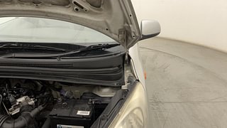 Used 2014 hyundai i10 Sportz 1.1 Petrol Petrol Manual engine ENGINE LEFT SIDE HINGE & APRON VIEW
