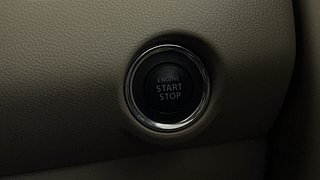 Used 2018 Maruti Suzuki Dzire ZXi Plus AMT Petrol Automatic top_features Keyless start