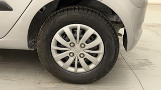 Used 2014 hyundai i10 Sportz 1.1 Petrol Petrol Manual tyres LEFT REAR TYRE RIM VIEW