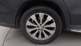 Used 2017 Mercedes-Benz GLS [2016-2020] 350 d 4MATIC Diesel Automatic tyres RIGHT REAR TYRE RIM VIEW