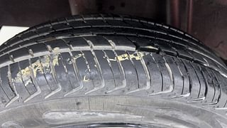 Used 2017 Datsun Redi-GO [2015-2019] S 0.8L Limited Edition Petrol Manual tyres RIGHT REAR TYRE TREAD VIEW