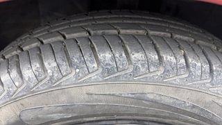 Used 2017 Datsun Redi-GO [2015-2019] S 0.8L Limited Edition Petrol Manual tyres RIGHT FRONT TYRE TREAD VIEW