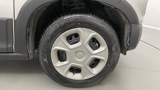 Used 2020 Maruti Suzuki S-Presso VXI Plus Petrol Manual tyres RIGHT FRONT TYRE RIM VIEW