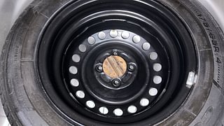 Used 2013 Honda Amaze 1.2 VX i-VTEC Petrol Manual tyres SPARE TYRE VIEW