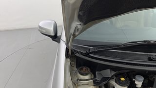 Used 2013 Honda Amaze 1.2 VX i-VTEC Petrol Manual engine ENGINE RIGHT SIDE HINGE & APRON VIEW