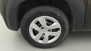 Used 2019 Renault Kwid [2017-2019] RXT 1.0 SCE Special (O) Petrol Manual tyres LEFT FRONT TYRE RIM VIEW