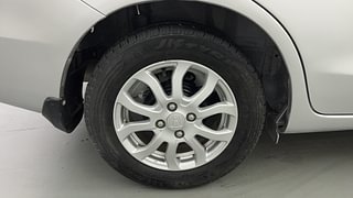 Used 2013 Honda Amaze 1.2 VX i-VTEC Petrol Manual tyres RIGHT REAR TYRE RIM VIEW