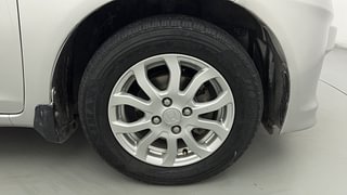 Used 2013 Honda Amaze 1.2 VX i-VTEC Petrol Manual tyres RIGHT FRONT TYRE RIM VIEW