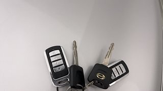 Used 2016 Datsun Go Plus [2014-2019] T Petrol Manual extra CAR KEY VIEW