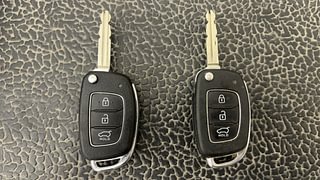 Used 2015 Hyundai i20 Active [2015-2020] 1.2 S Petrol Manual extra CAR KEY VIEW
