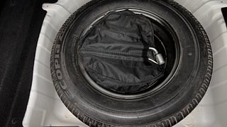 Used 2023 Tata Altroz XZA Petrol DCT Petrol Automatic tyres SPARE TYRE VIEW