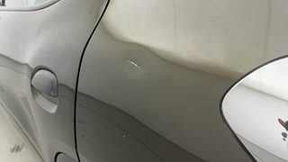 Used 2016 Renault Kwid RXT Petrol Manual dents MINOR SCRATCH