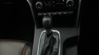 Used 2023 Mahindra Scorpio N Z8 L Petrol AT 7 STR Petrol Automatic interior GEAR  KNOB VIEW