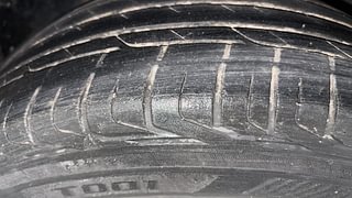 Used 2019 Tata Nexon [2017-2020] XMA AMT Petrol Petrol Automatic tyres RIGHT FRONT TYRE TREAD VIEW