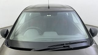 Used 2016 Renault Kwid RXT Petrol Manual exterior FRONT WINDSHIELD VIEW