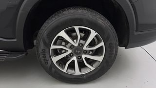 Used 2023 Mahindra Scorpio N Z8 L Petrol AT 7 STR Petrol Automatic tyres LEFT REAR TYRE RIM VIEW