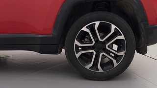 Used 2023 Jeep Compass Limited (O) 1.4 Petrol DCT Petrol Automatic tyres LEFT REAR TYRE RIM VIEW