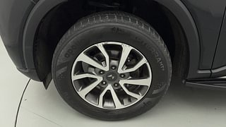 Used 2023 Mahindra Scorpio N Z8 L Petrol AT 7 STR Petrol Automatic tyres LEFT FRONT TYRE RIM VIEW