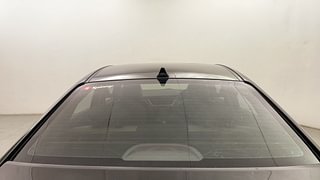 Used 2019 Hyundai Verna SX (O) 1.6 CRDi Diesel Manual exterior BACK WINDSHIELD VIEW
