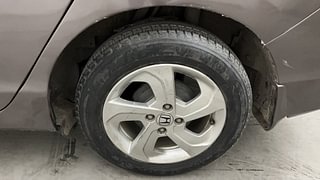 Used 2015 Honda City VX CVT Petrol Automatic tyres LEFT REAR TYRE RIM VIEW